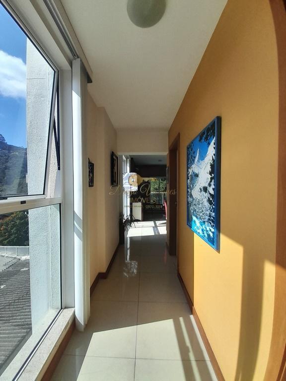 Apartamento à venda com 3 quartos, 136m² - Foto 6