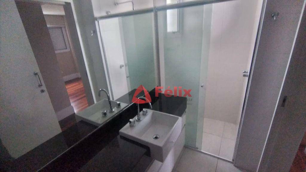 Apartamento à venda com 3 quartos, 162m² - Foto 19