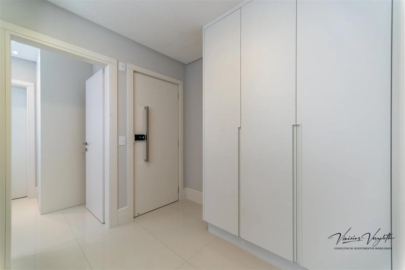 Apartamento à venda com 4 quartos, 237m² - Foto 28