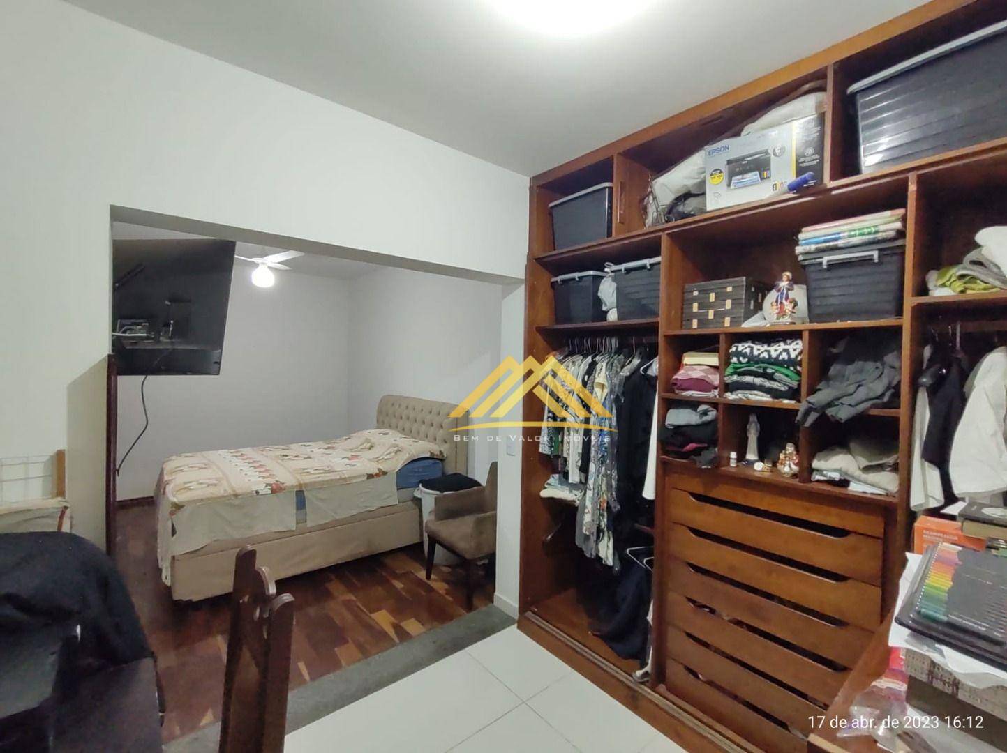 Casa à venda com 3 quartos, 180m² - Foto 7