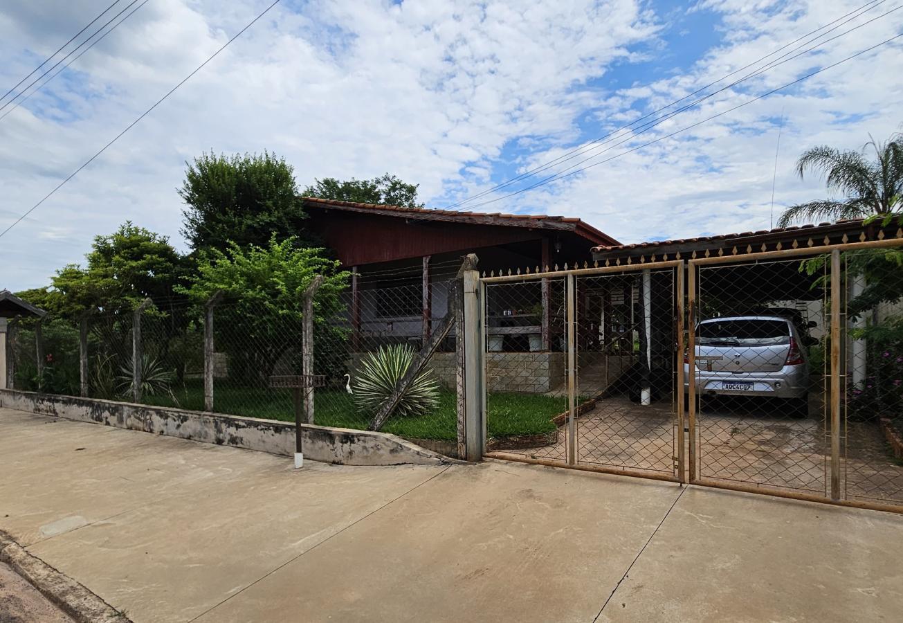 Casa à venda com 3 quartos, 800m² - Foto 11