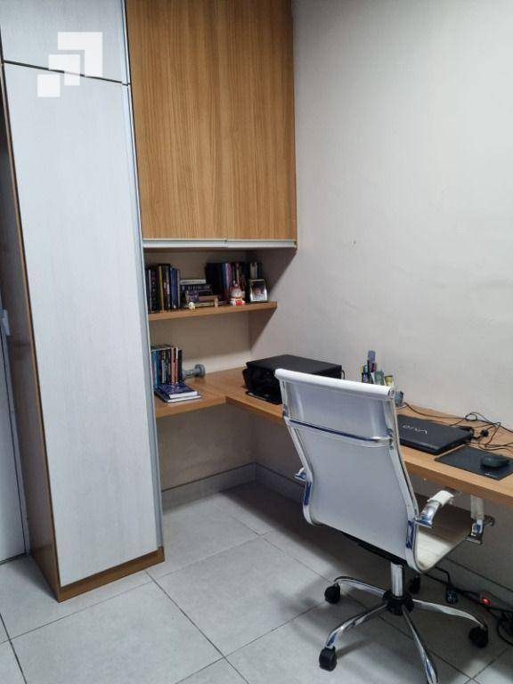 Apartamento à venda com 3 quartos, 69m² - Foto 21