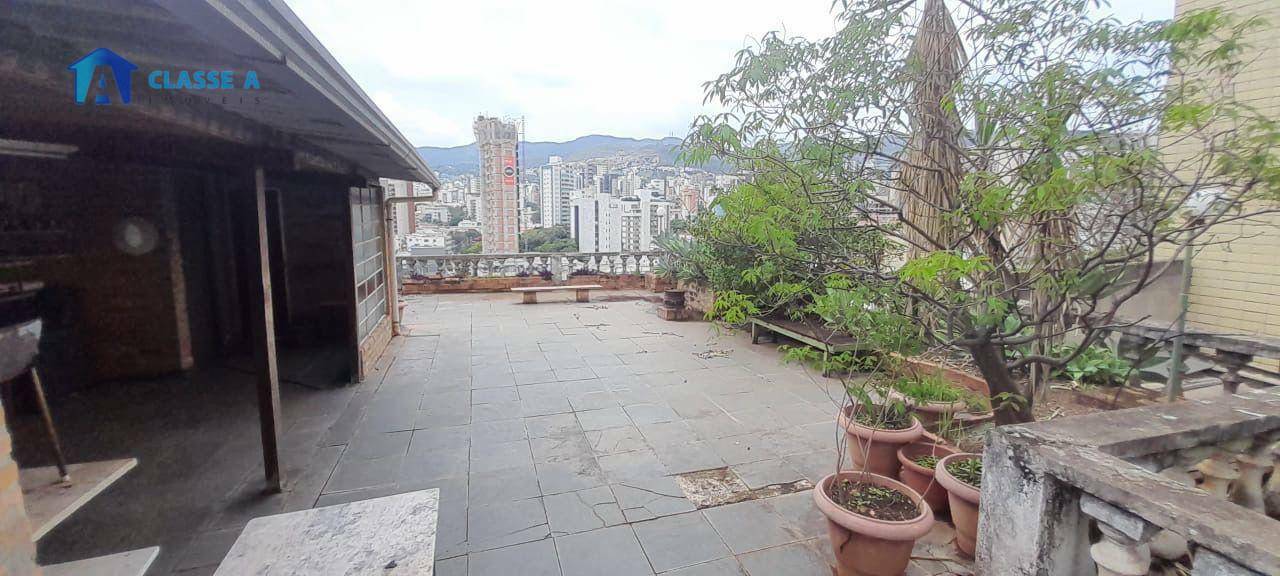 Casa à venda com 5 quartos, 292m² - Foto 19