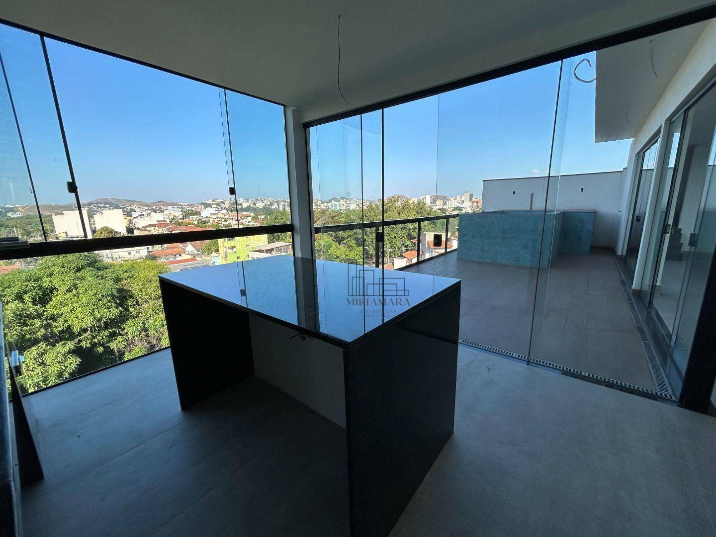 Cobertura à venda com 3 quartos, 158m² - Foto 2