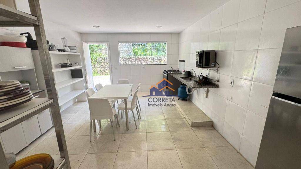 Casa à venda com 5 quartos, 350m² - Foto 17