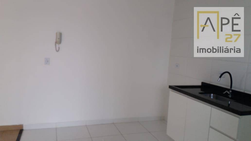 Apartamento para alugar com 2 quartos, 57m² - Foto 15