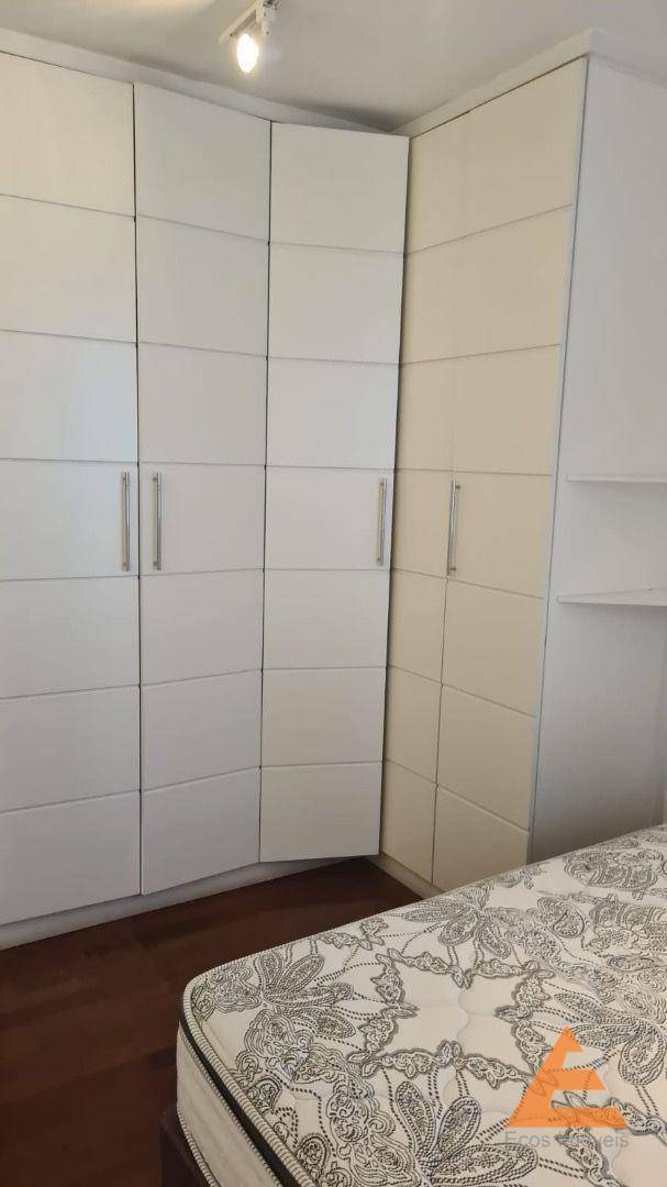 Apartamento à venda com 1 quarto, 51m² - Foto 2