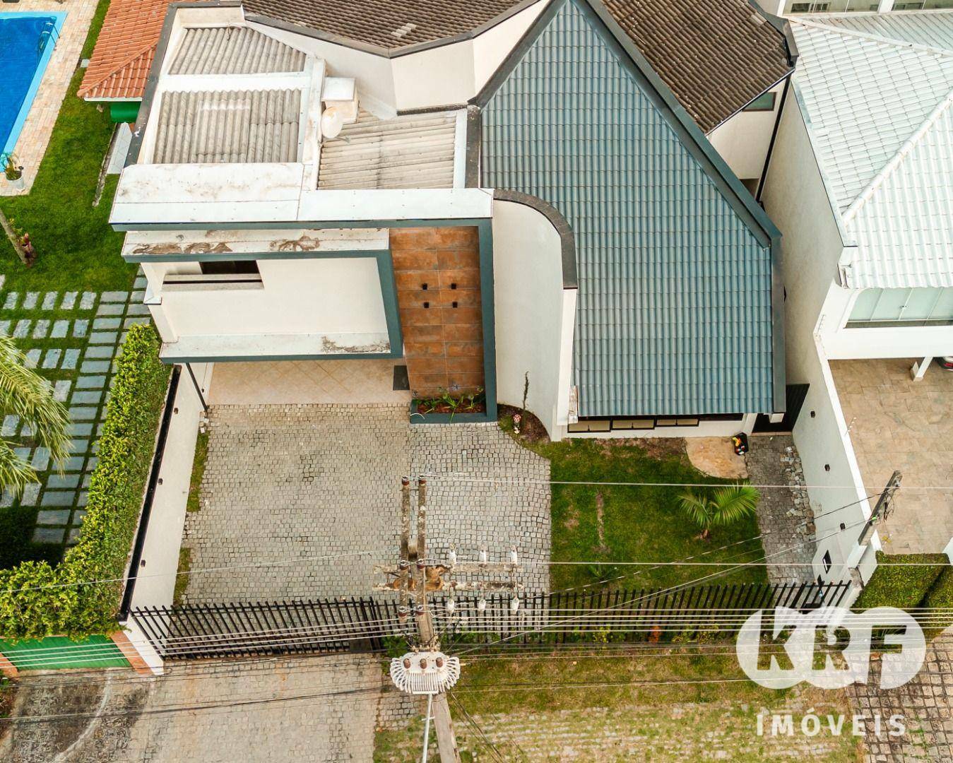 Casa à venda e aluguel com 4 quartos, 300m² - Foto 2