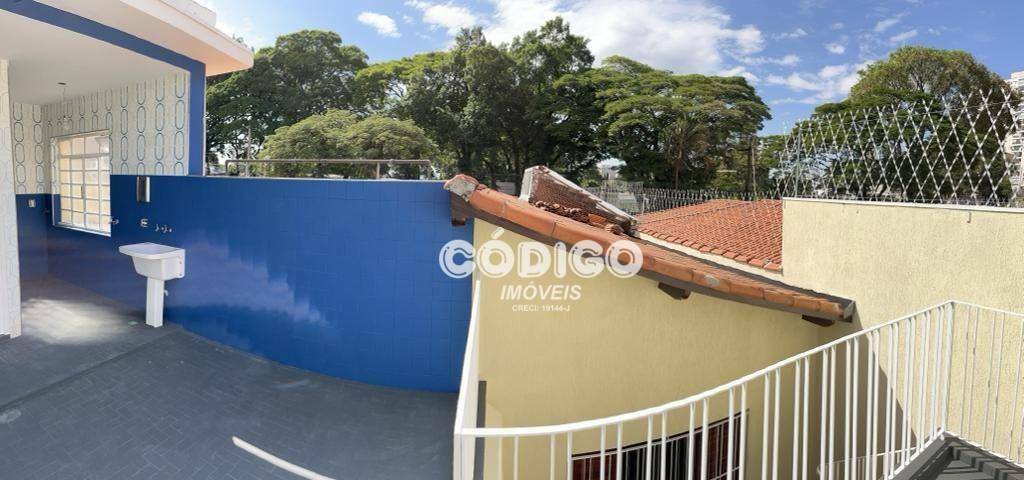 Casa à venda e aluguel com 3 quartos, 235m² - Foto 24