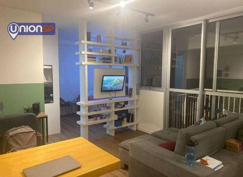 Apartamento à venda com 1 quarto, 34m² - Foto 1