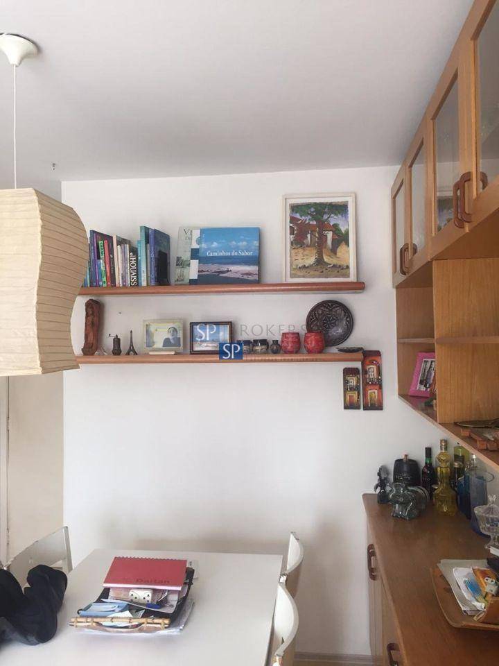 Apartamento à venda com 2 quartos, 70m² - Foto 6