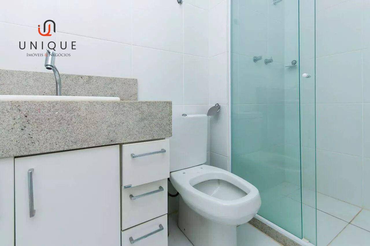 Apartamento para alugar com 2 quartos, 65m² - Foto 6