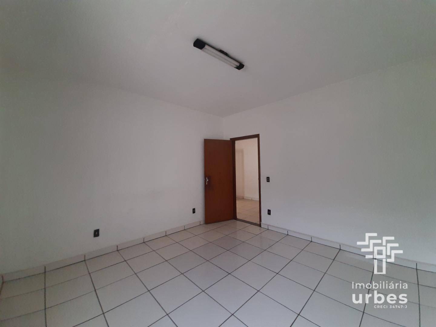 Casa para alugar com 3 quartos, 100m² - Foto 13