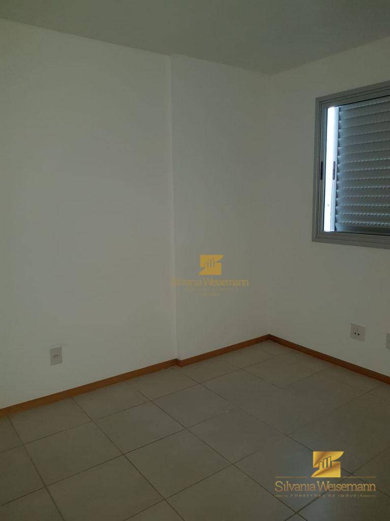 Apartamento à venda com 3 quartos, 96m² - Foto 5