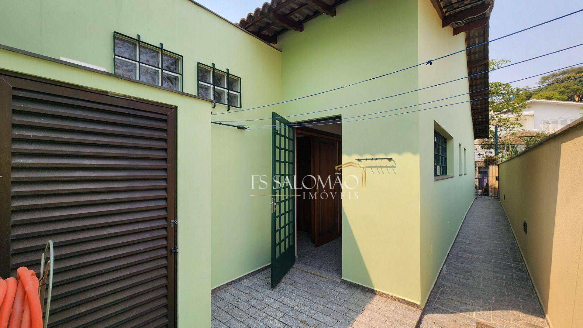 Casa à venda com 3 quartos, 229m² - Foto 20