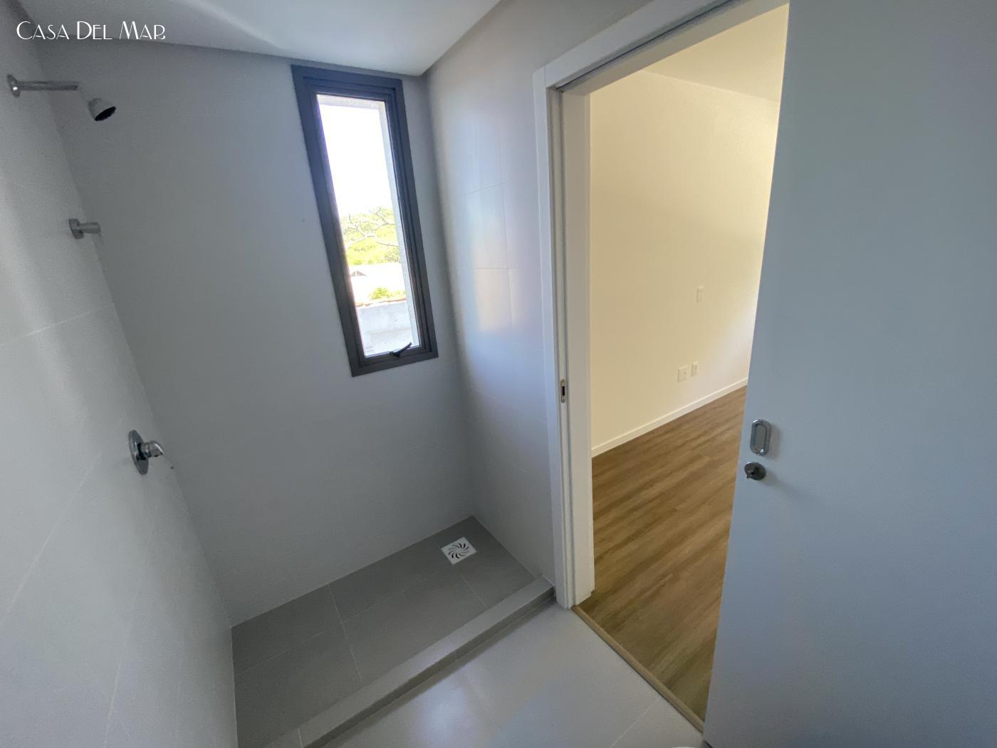 Apartamento à venda com 2 quartos, 72m² - Foto 28