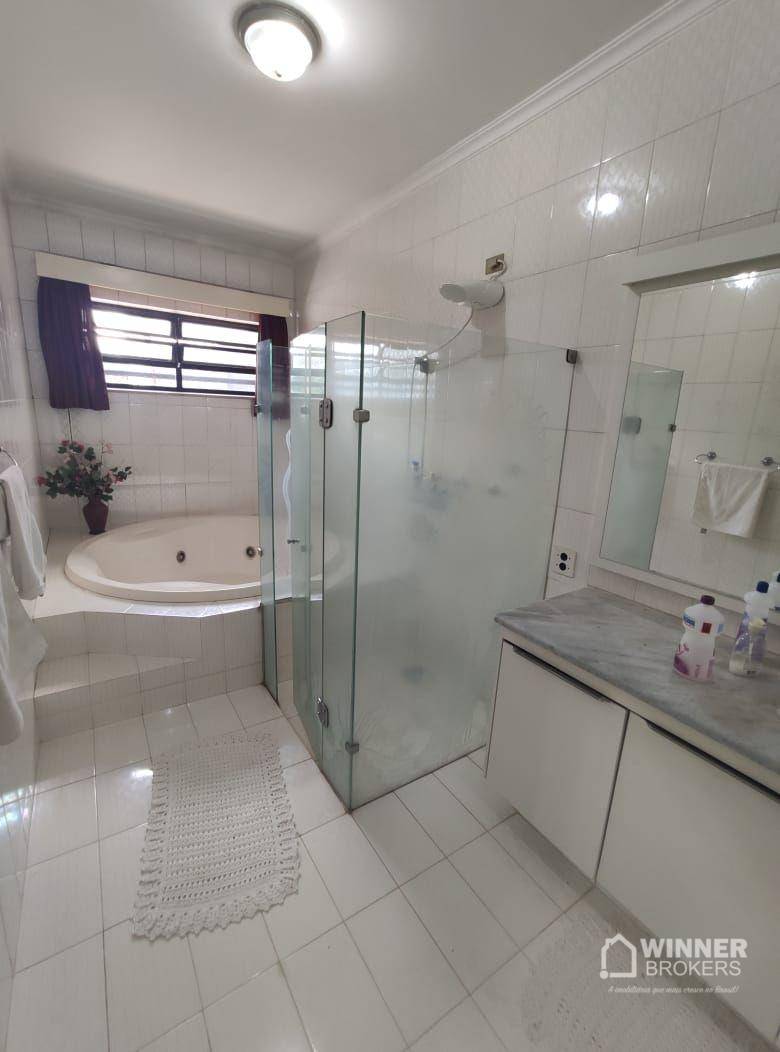 Sobrado à venda com 4 quartos, 300m² - Foto 11