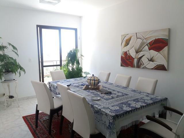 Apartamento à venda com 3 quartos, 215m² - Foto 10