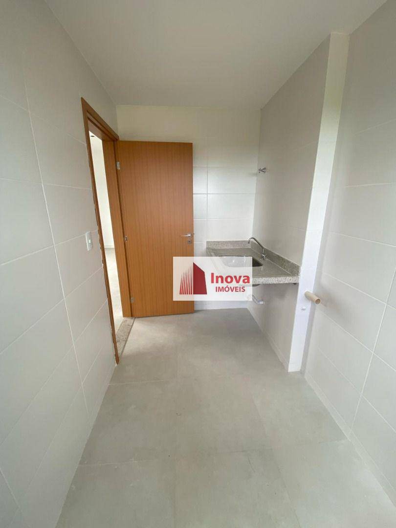 Apartamento à venda com 3 quartos, 133m² - Foto 9