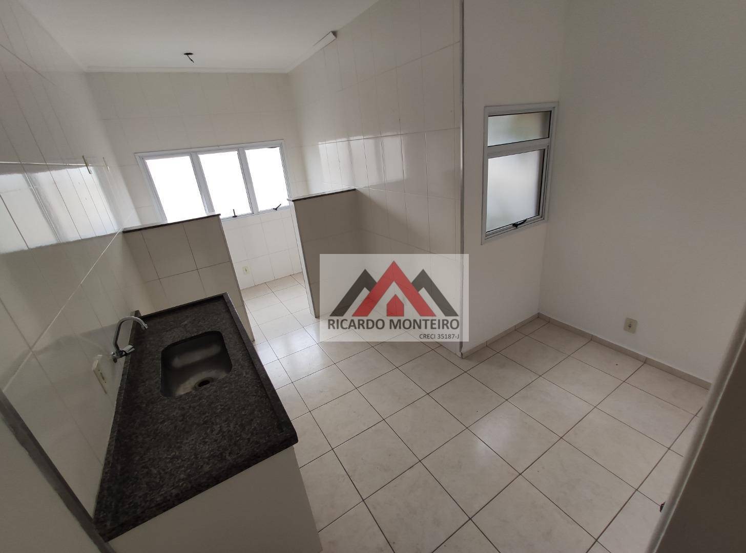 Apartamento à venda com 2 quartos, 71m² - Foto 4