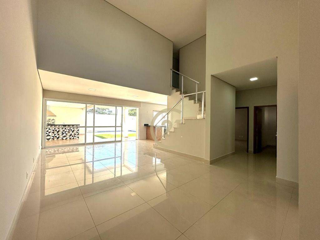Casa de Condomínio à venda e aluguel com 4 quartos, 288m² - Foto 3