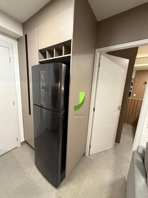 Apartamento para alugar com 1 quarto, 24m² - Foto 8