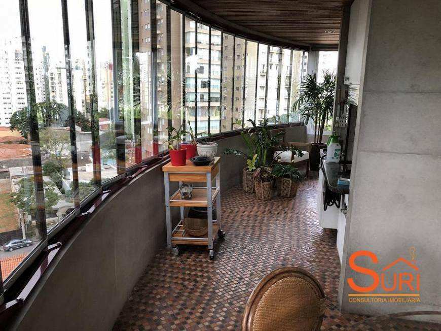 Apartamento à venda com 3 quartos, 385m² - Foto 1