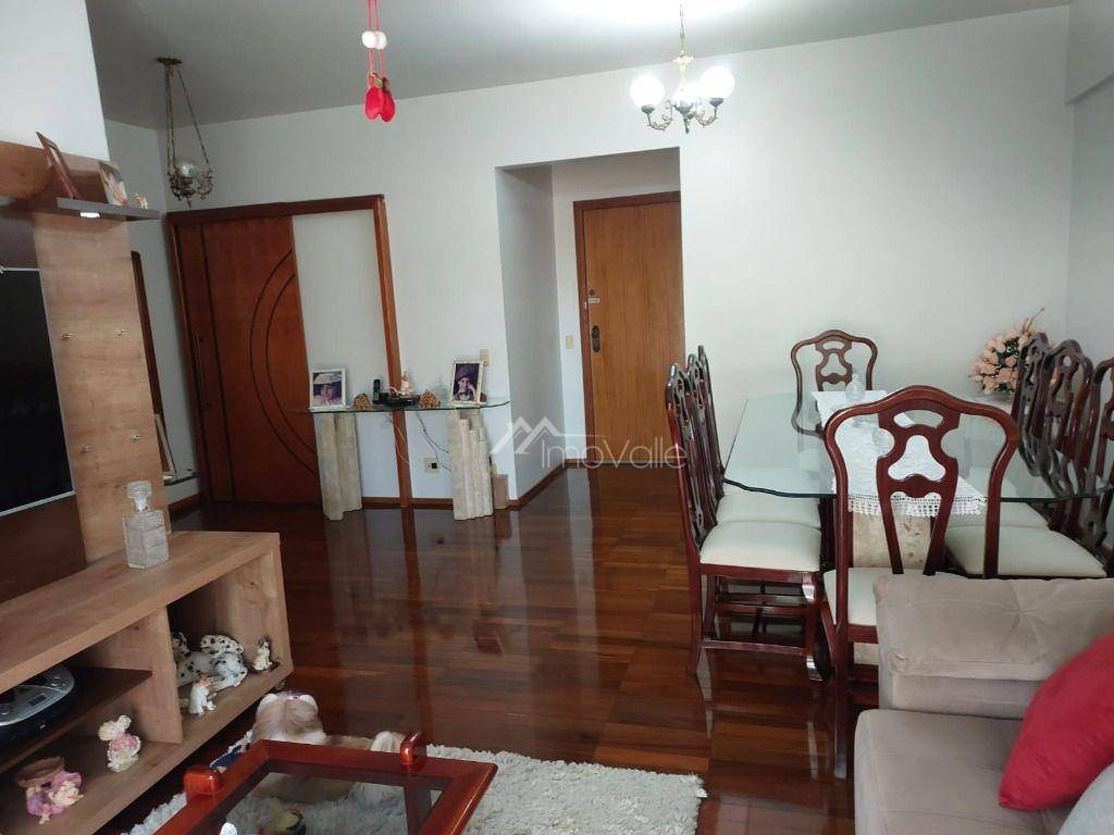 Apartamento à venda com 3 quartos, 115m² - Foto 2