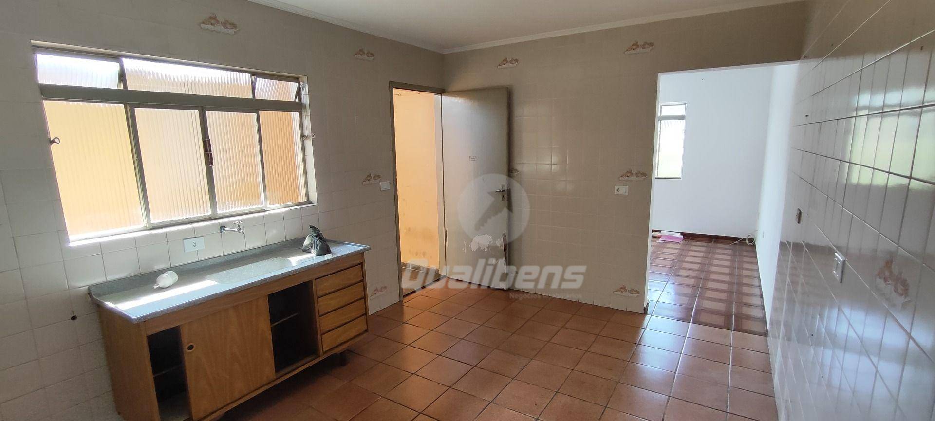 Sobrado à venda com 4 quartos, 200m² - Foto 6