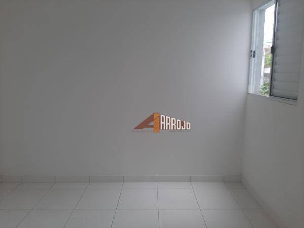 Apartamento à venda com 2 quartos, 30m² - Foto 5