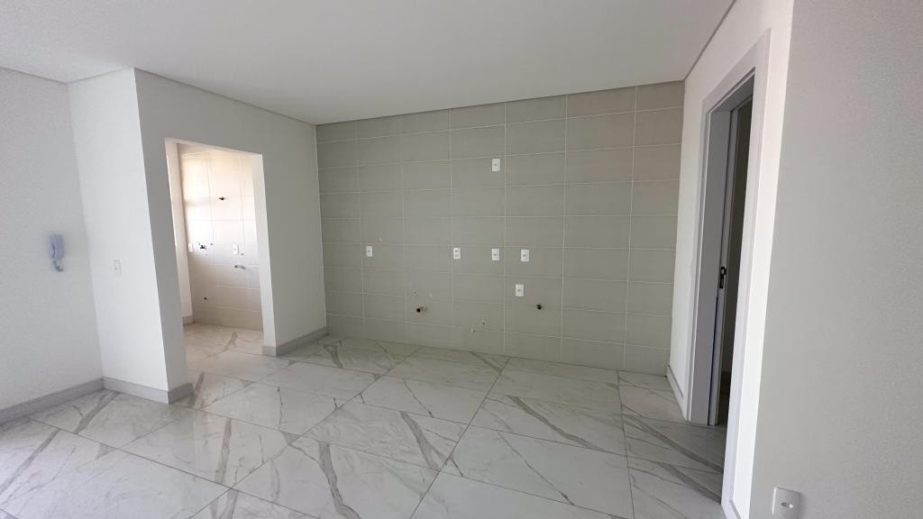 Apartamento à venda com 3 quartos, 120m² - Foto 4