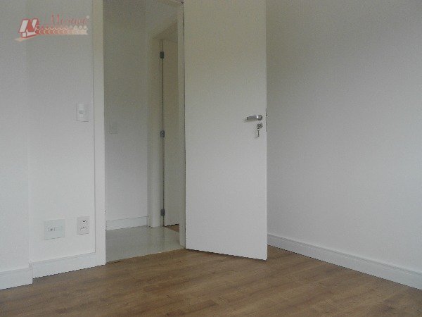 Apartamento à venda com 2 quartos, 56m² - Foto 4