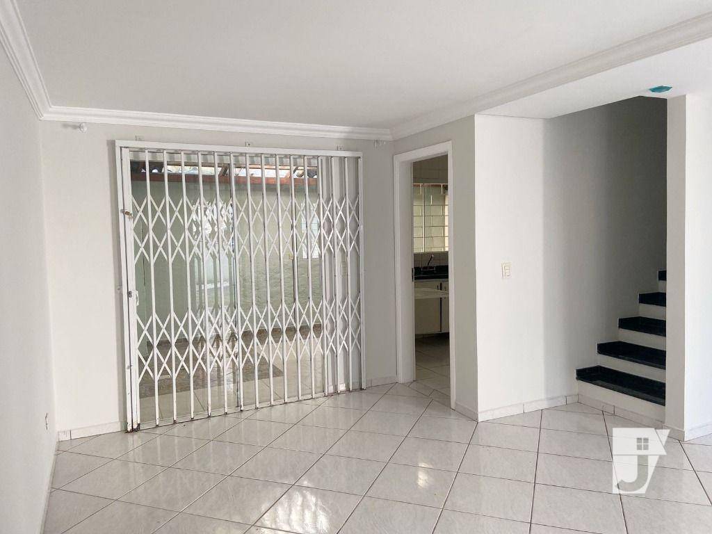 Sobrado para alugar com 3 quartos, 130m² - Foto 4