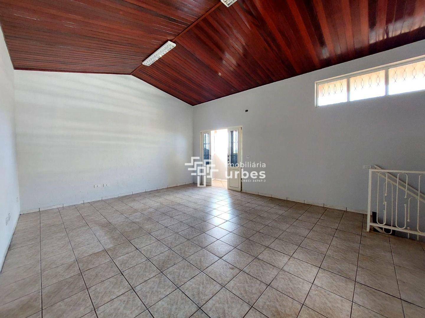 Casa para alugar com 3 quartos, 225m² - Foto 6