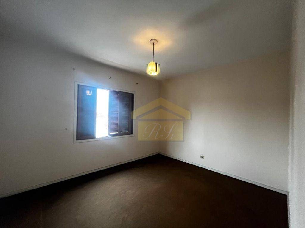 Casa para alugar com 4 quartos, 120m² - Foto 11