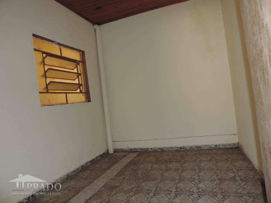 Casa à venda com 3 quartos, 200m² - Foto 29