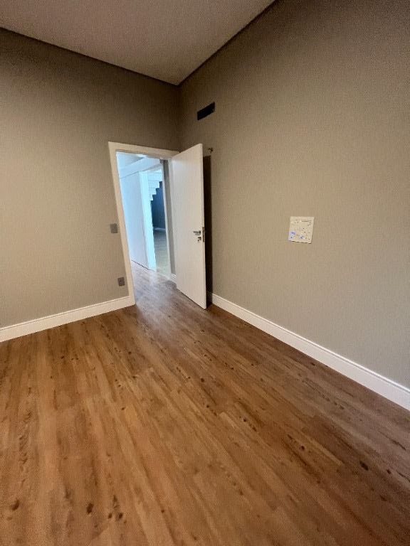 Casa de Condomínio à venda com 3 quartos, 360m² - Foto 19