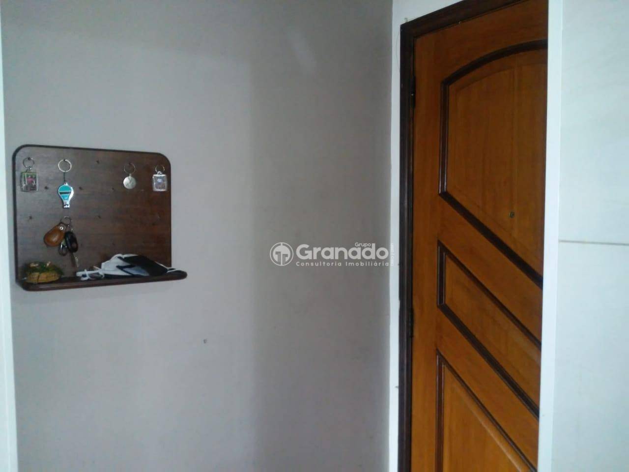 Apartamento à venda com 2 quartos, 65m² - Foto 5