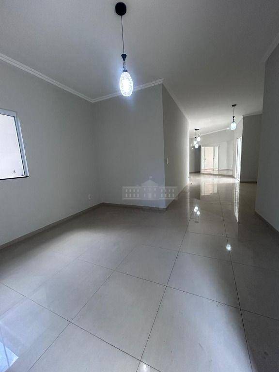 Casa à venda com 3 quartos, 228m² - Foto 6