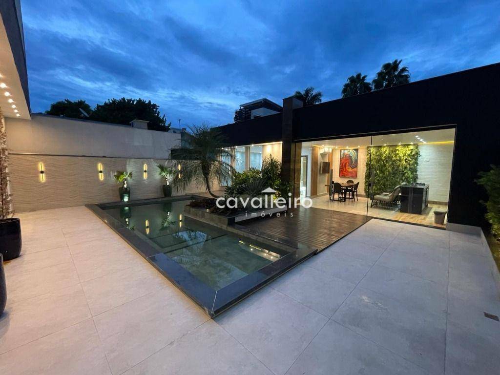 Casa de Condomínio à venda com 4 quartos, 330m² - Foto 4