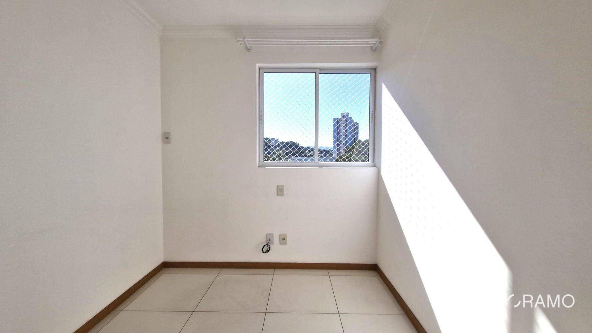 Apartamento para alugar com 3 quartos, 86m² - Foto 10