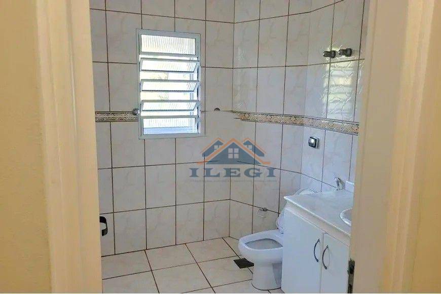 Casa de Condomínio para alugar com 4 quartos, 239m² - Foto 21
