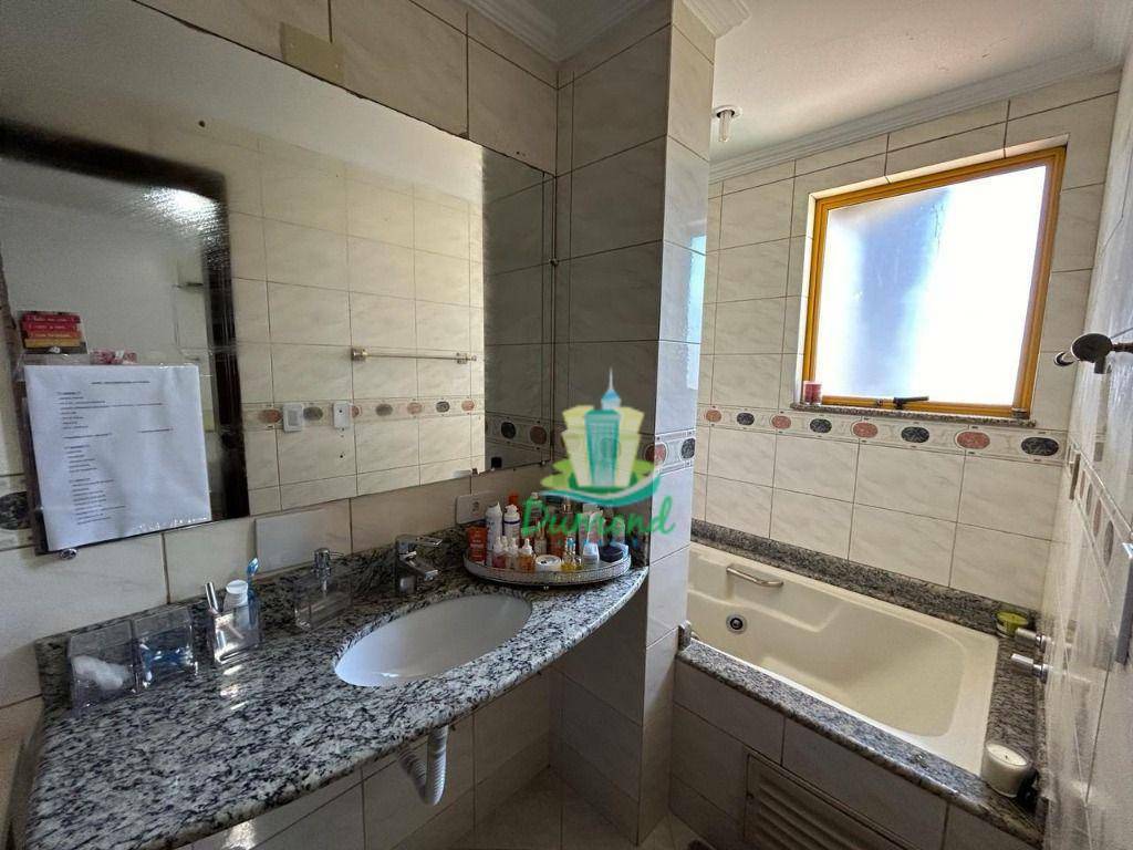 Apartamento à venda com 3 quartos, 138m² - Foto 15