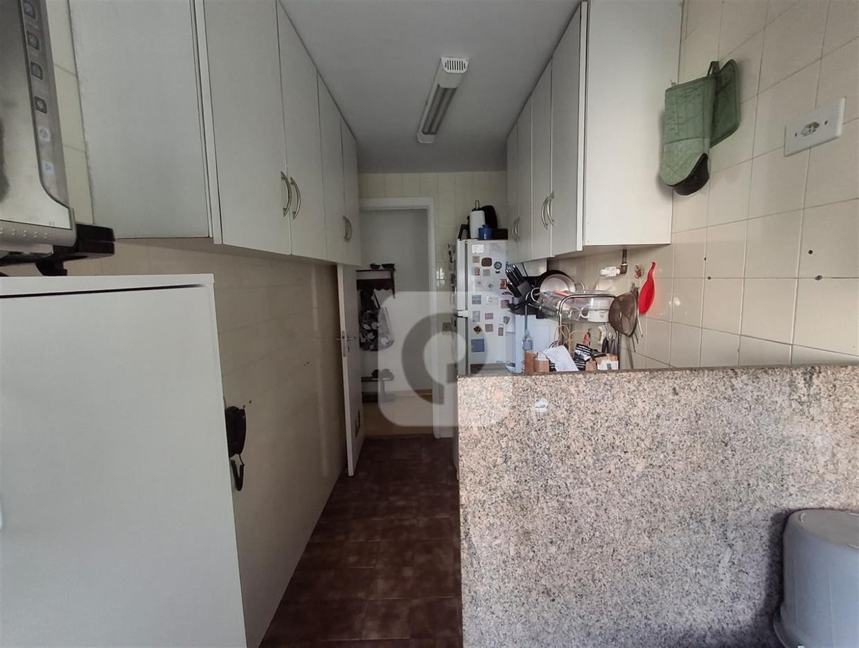 Apartamento à venda com 1 quarto, 55m² - Foto 17