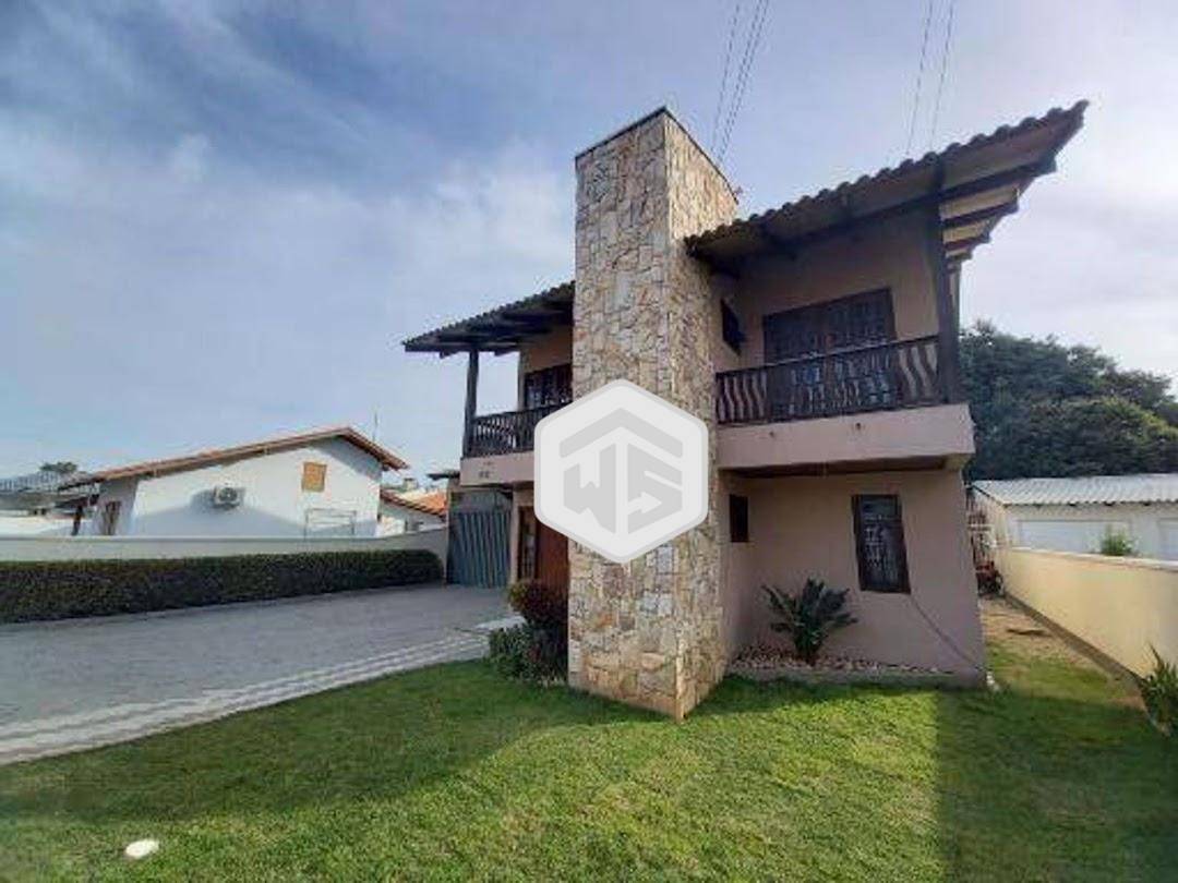 Casa, 5 quartos, 318 m² - Foto 1