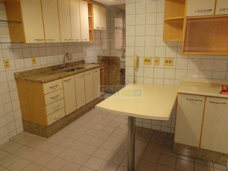 Apartamento para alugar com 2 quartos, 80m² - Foto 9