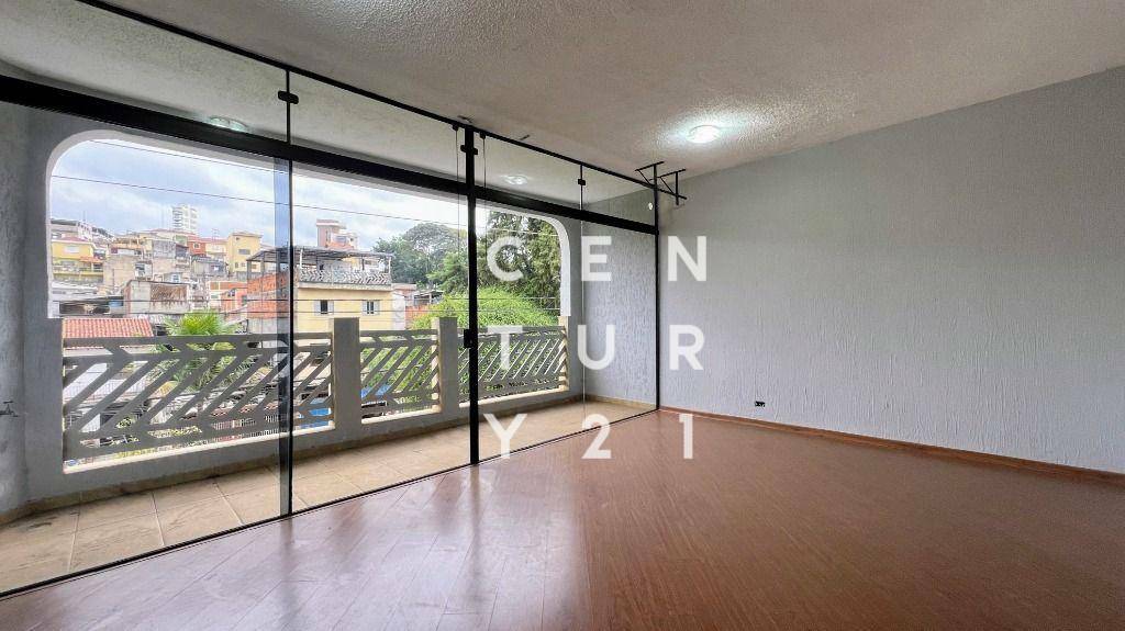 Sobrado à venda com 3 quartos, 240m² - Foto 15