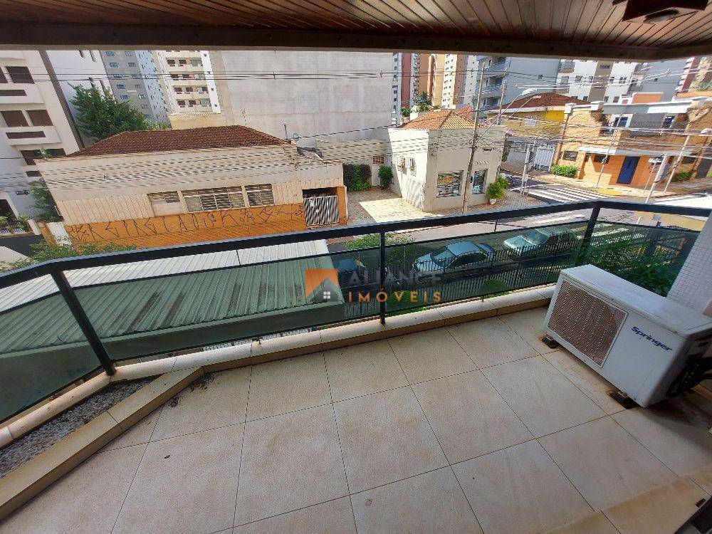 Apartamento à venda com 3 quartos, 149m² - Foto 14