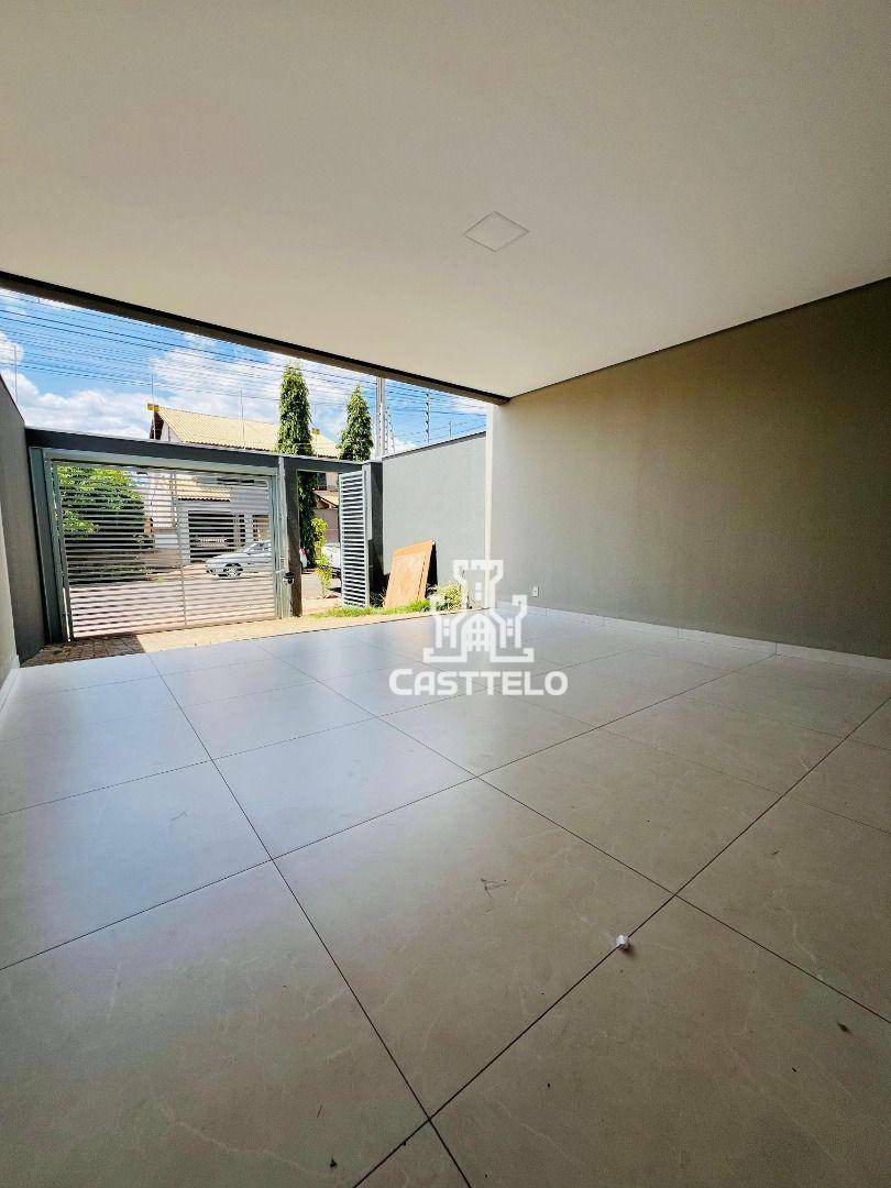 Sobrado à venda com 3 quartos, 140m² - Foto 2