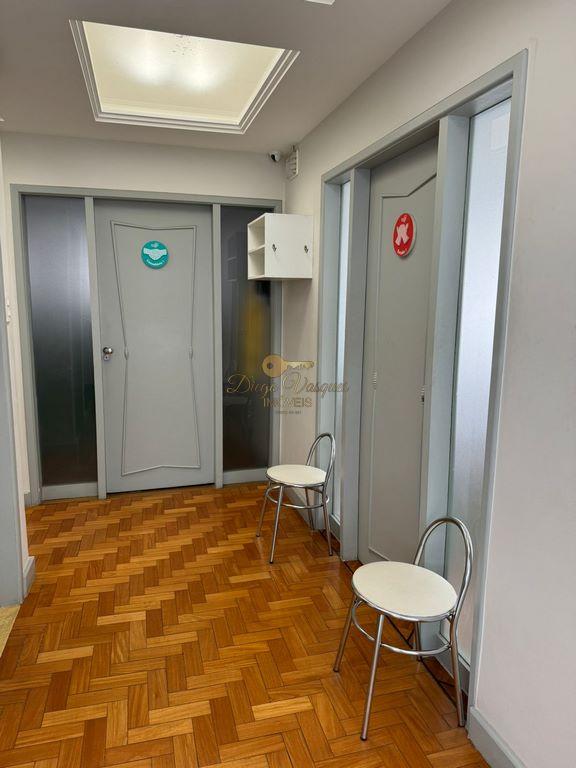 Casa à venda com 9 quartos, 360m² - Foto 13